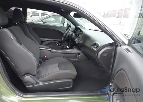 2020 Dodge Challenger R/T 50Th Anniversary z USA, uszkodzony, nr VIN 2C3CDZBT4LH201868